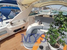 Sea Ray Sundancer 480 Dinette 2