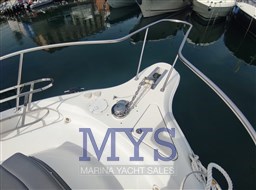 Sea Ray Sundancer 480 dettaglio prua