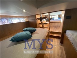 CAYMAN YACHT 400 WA (15)
