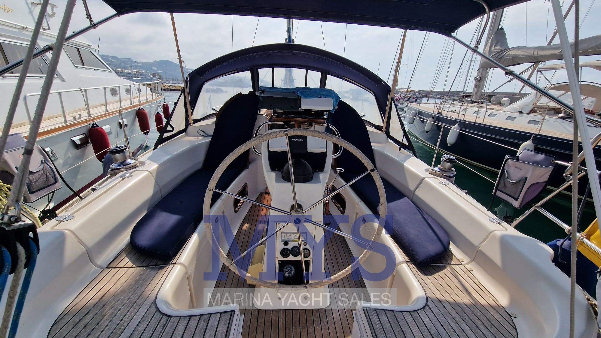 BAVARIA 40 C (6)