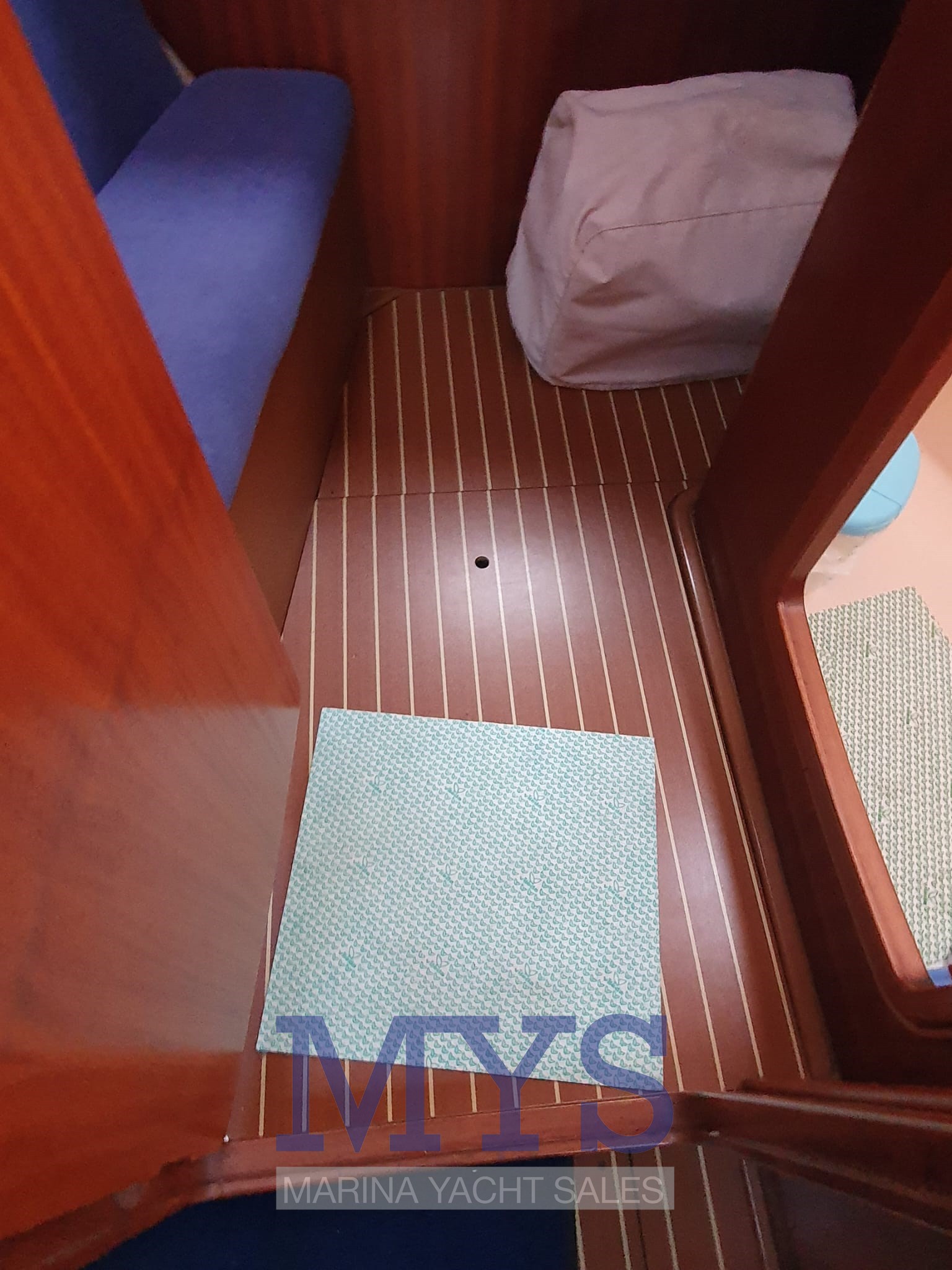 Bavaria 40 C (19)