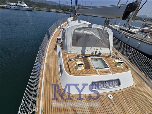 HALLBERG RASSY 48 (8)