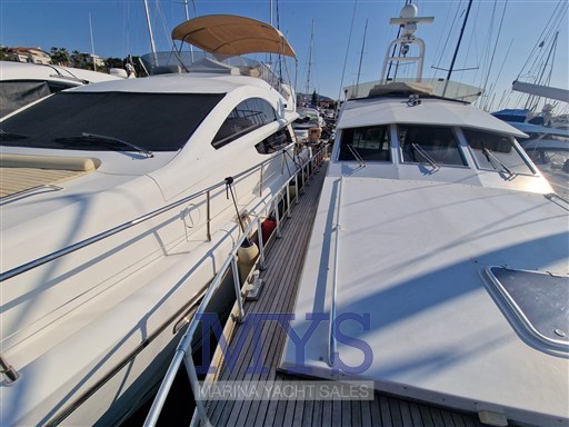 CAMUFFO 44' FLY (50)