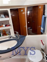 BAVARIA CRUISER 42 (4)