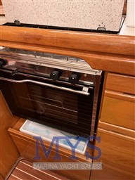 BAVARIA 42 CRUISER (16)