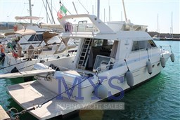 FERRETTI 39 (3)