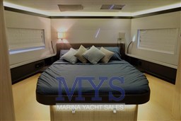 BENETEAU OCEANIS 62 (1)