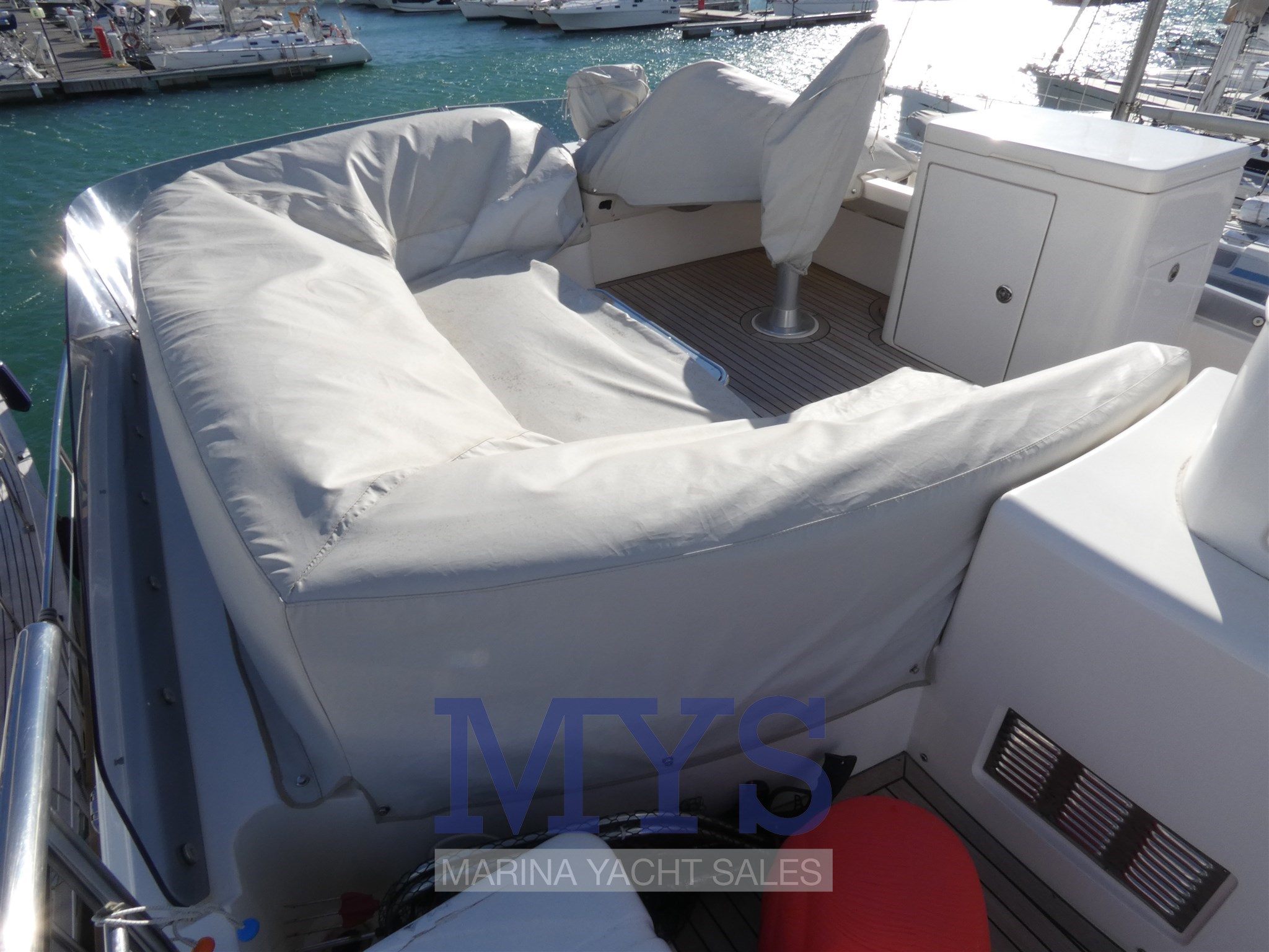 AZIMUT MAGELLANO 50 (7)