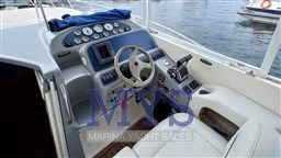BAYLINER 305 5