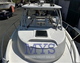 Boston Whaler 305 Conquest (14)