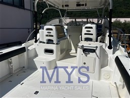 Boston Whaler 305 Conquest (20)