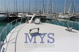 HATTERAS 54 (17)