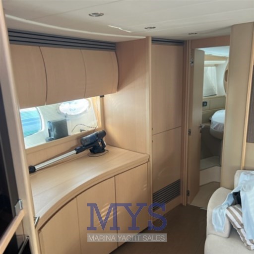 PERSHING 50 (8)