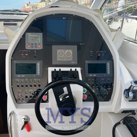 PERSHING 50 (14)