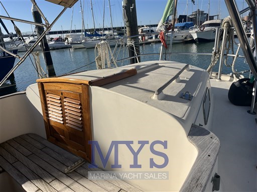 Hallberg Rassy Rasmus 35 (8)
