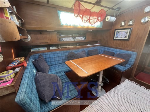 Hallberg Rassy Rasmus 35 (16)