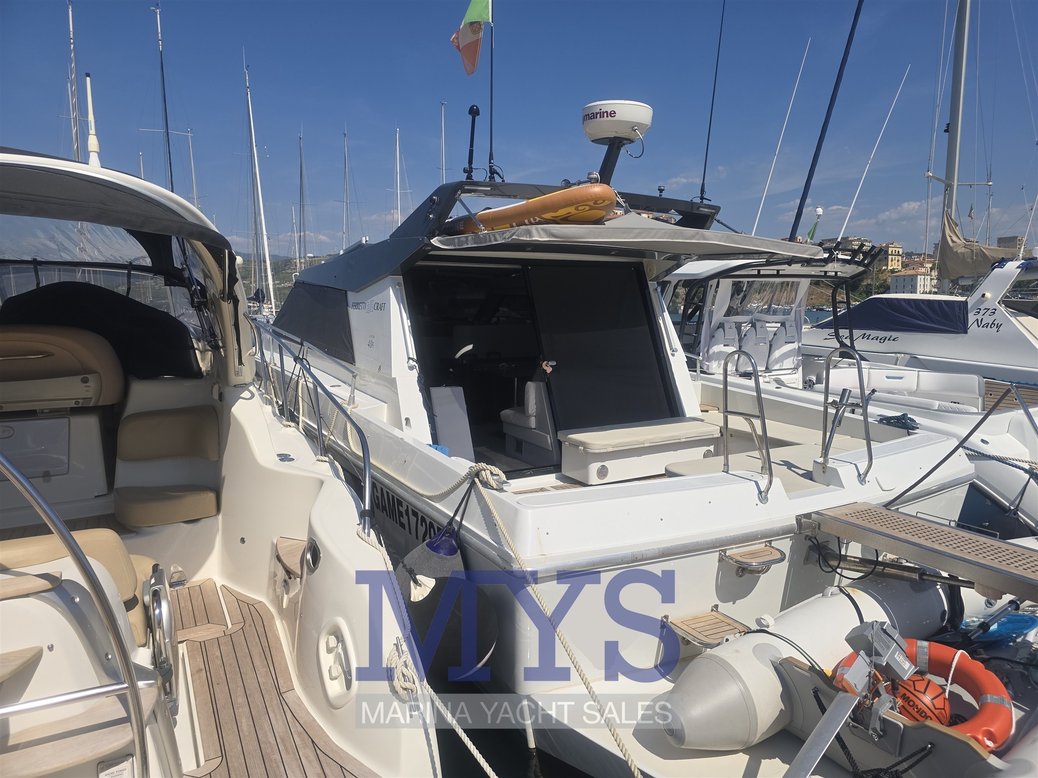 FERRETTI 40 ROADSTAR (38)