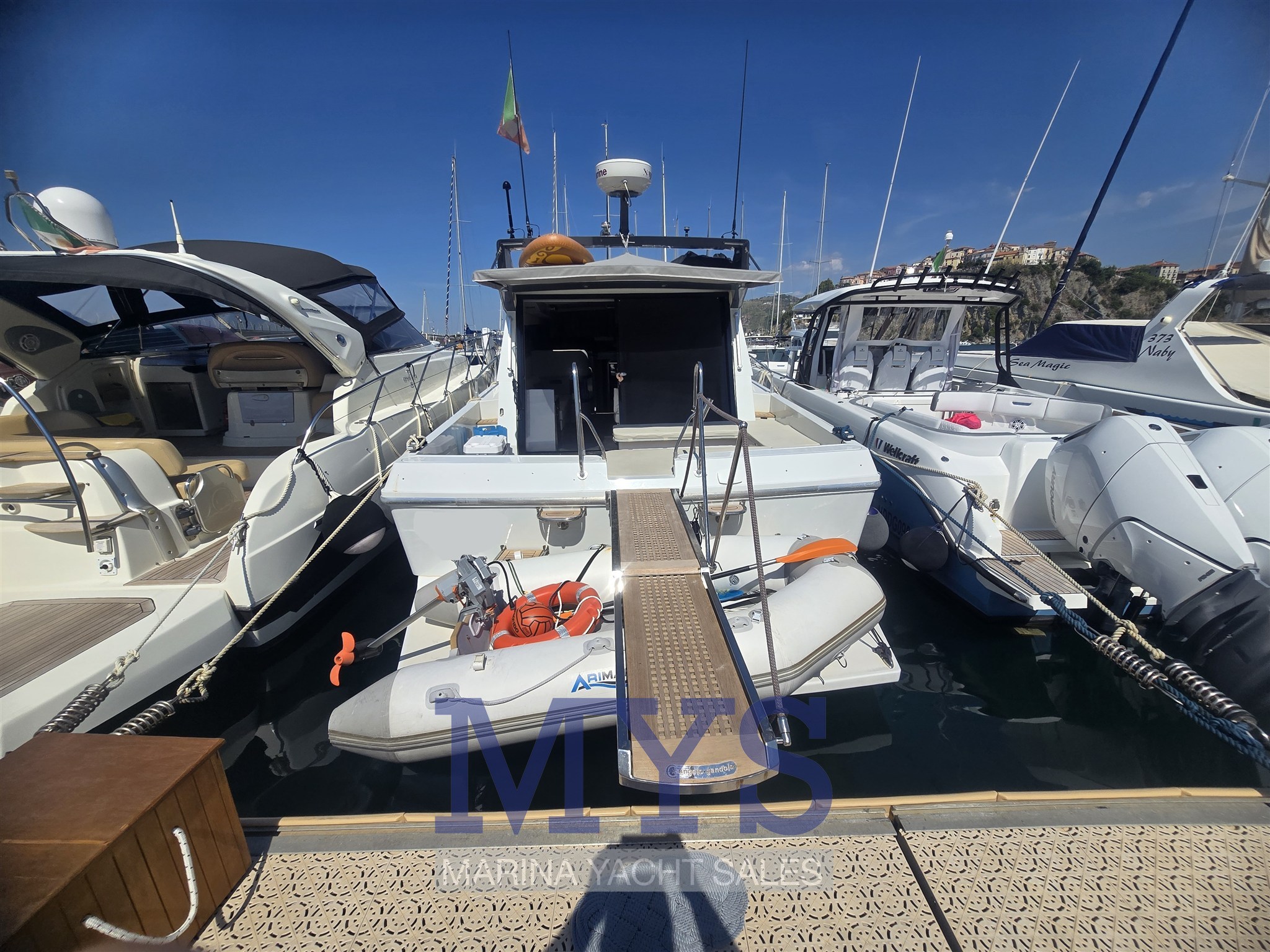 FERRETTI 40 ROADSTAR (37)