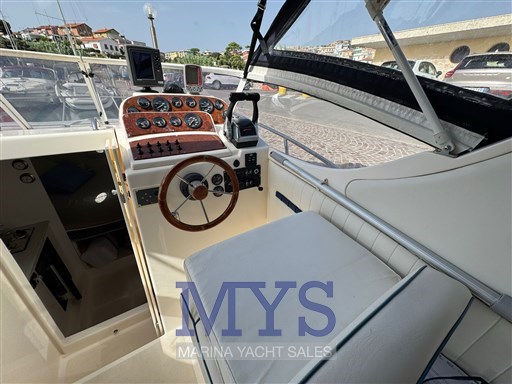 Manò marine 25 cruiser (7)