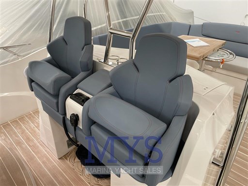 Sessa Marine Key Largo 34 EFB Ttop (20)