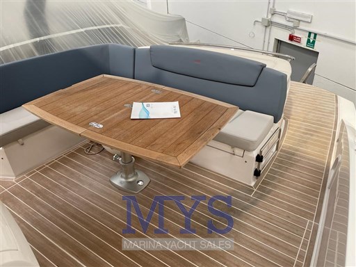 Sessa Marine Key Largo 34 EFB Ttop (22)