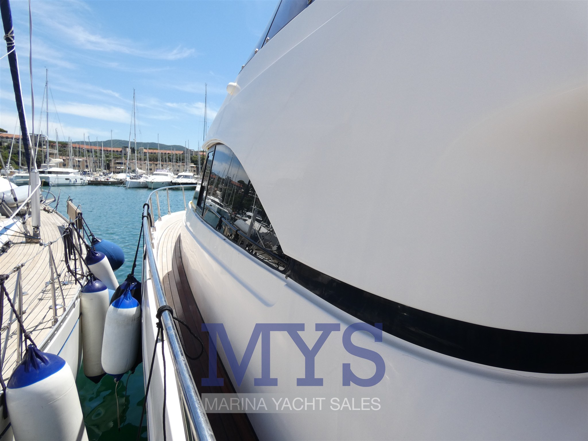 CAYMAN 42 FLY (21)