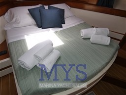 CAYMAN 42 FLY (12)