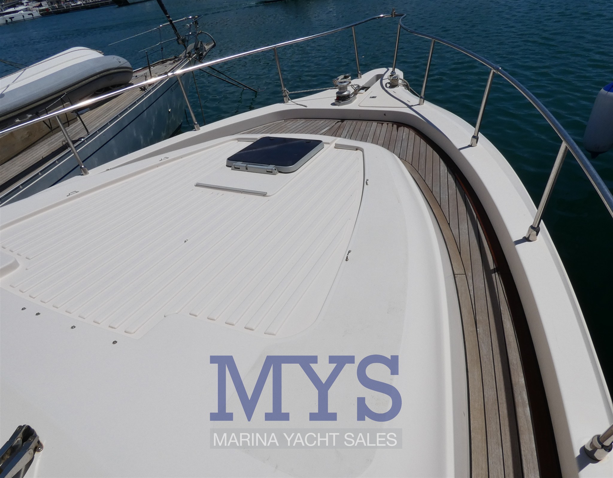 CAYMAN 42 FLY (19)