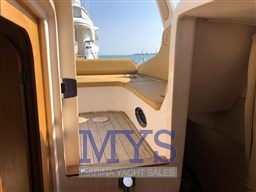 Manò marine 24 50 cabin (16)