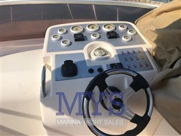 Manò marine 24 50 cabin (7)