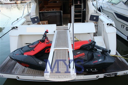 FERRETTI 430 (8)