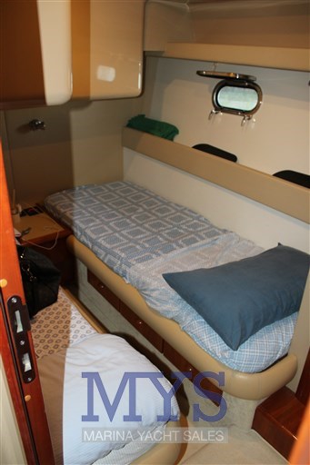 FERRETTI 430 (23)