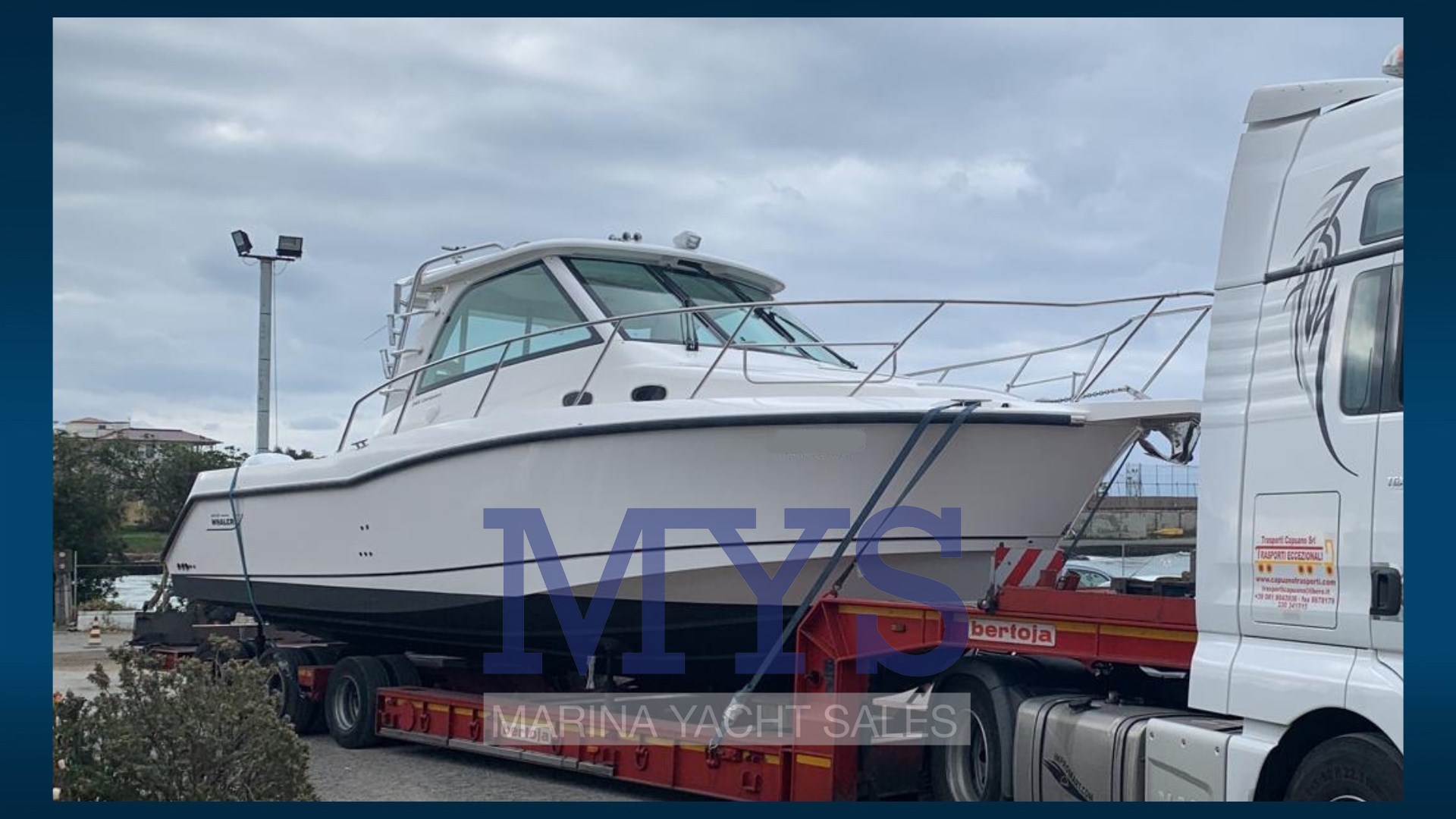 Boston Whaler 345 Conquest (16)