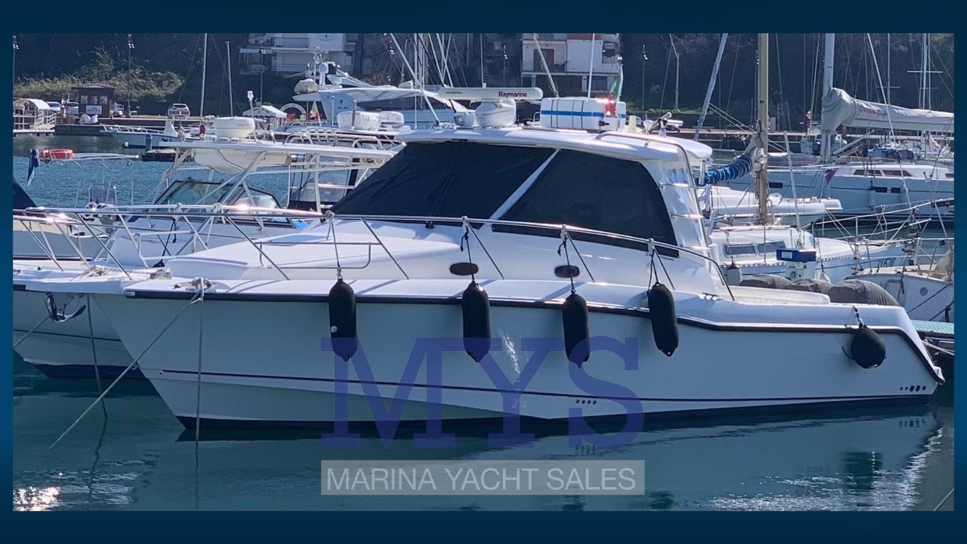 Boston Whaler 345 Conquest (1)