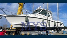 Boston Whaler 345 Conquest (13)
