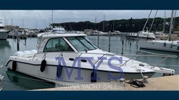 Boston Whaler 345 Conquest (4)