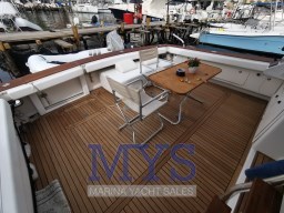 Blackfin 38 pozzetto.jpg