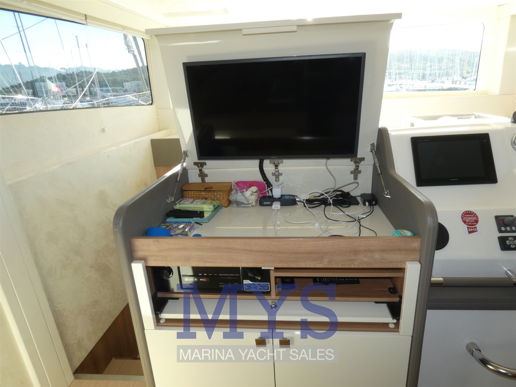 CRANCHI T43 TRAWLER (11)