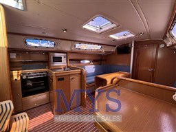 BAVARIA 34' CRUISER (13)