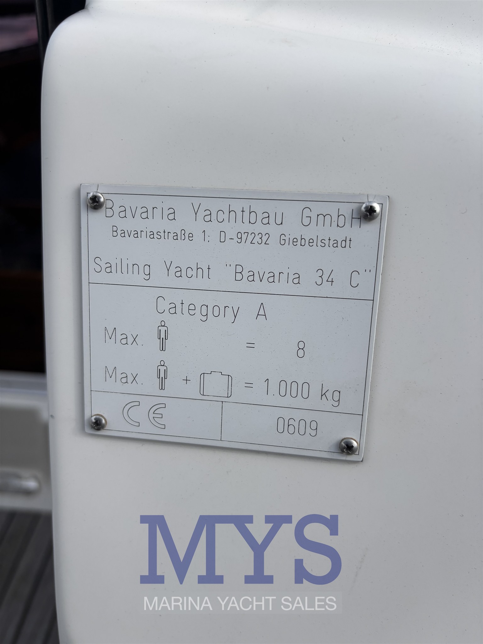 BAVARIA 34' CRUISER (6)