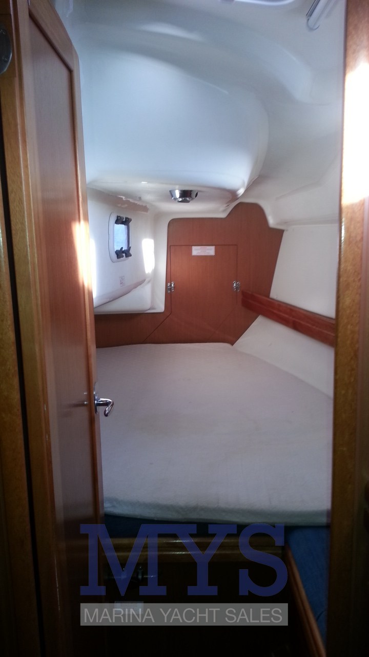 Aft Cabin.jpg