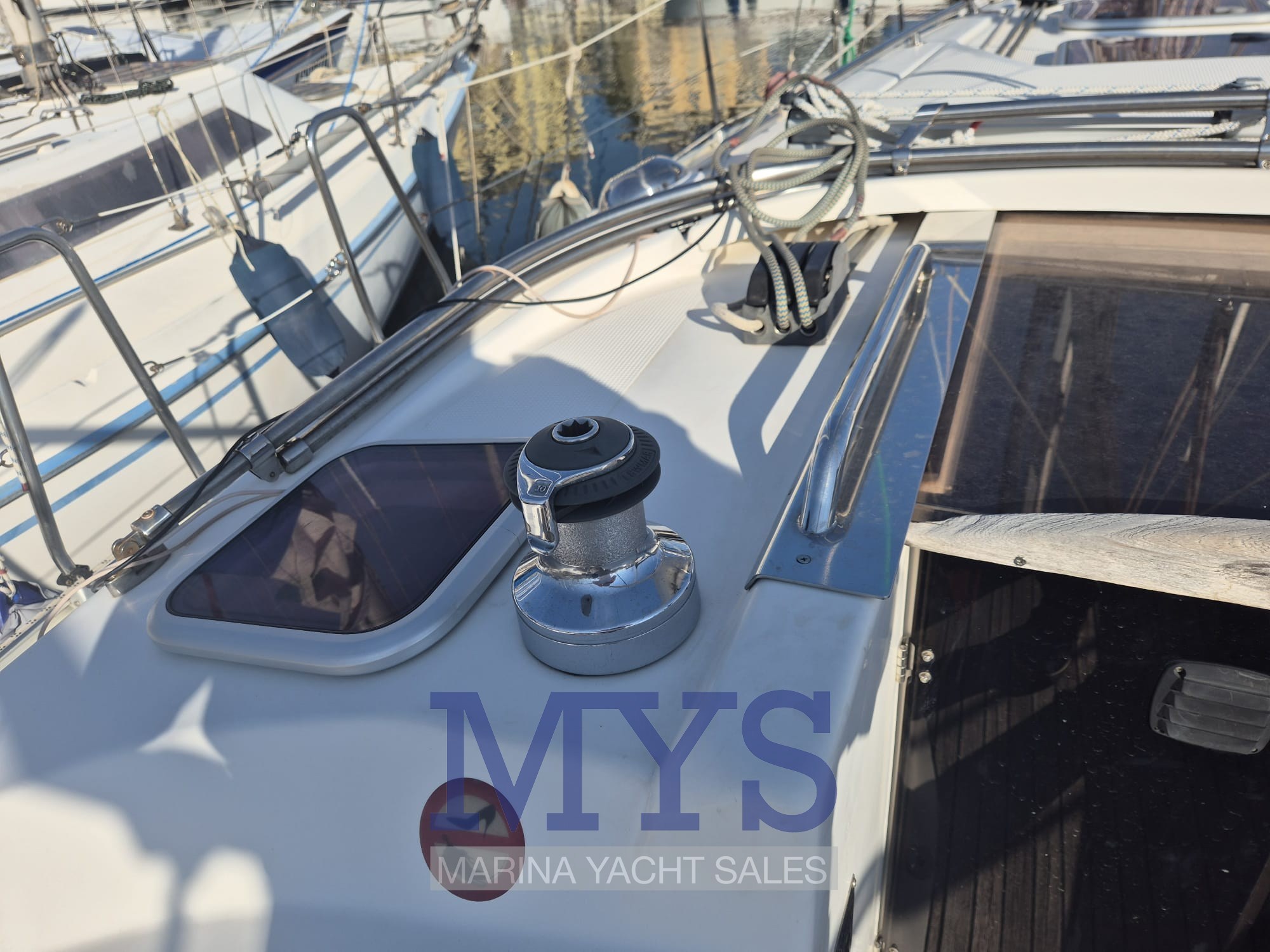 BAVARIA 34' CRUISER (70)