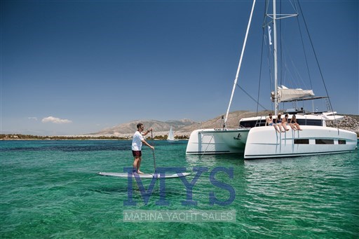 Dufour 48 Catamarans (42)