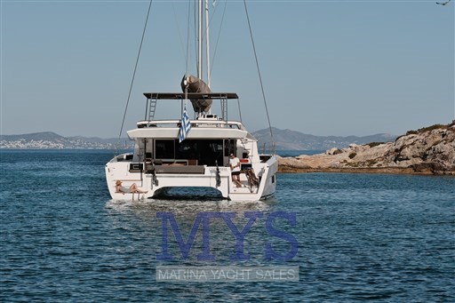 Dufour 48 Catamarans (39)