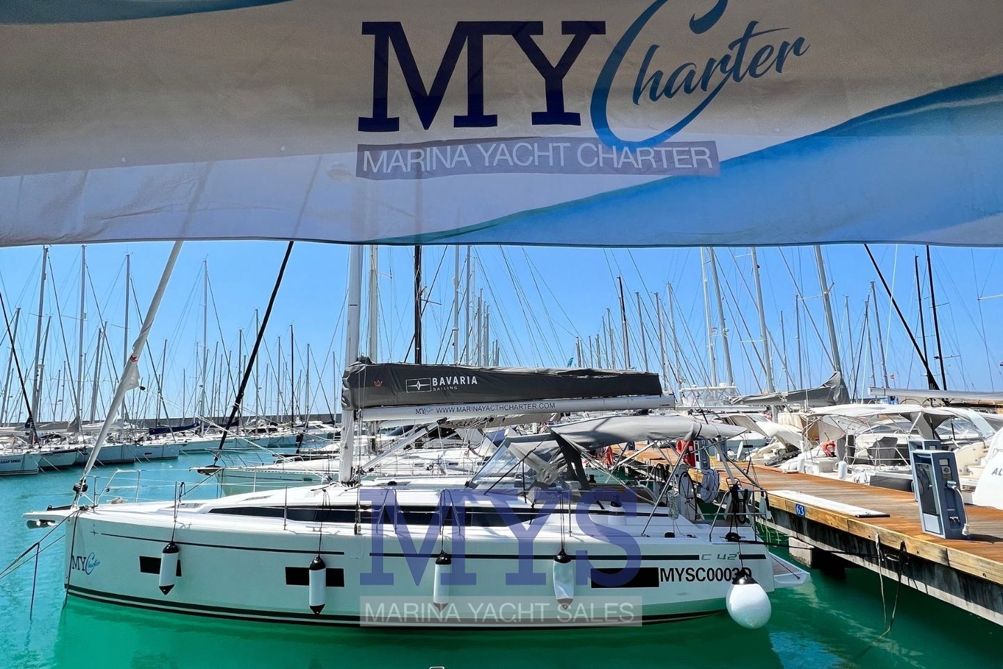 BAVARIA C42 (1)