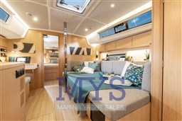 BAVARIA C42 (14)