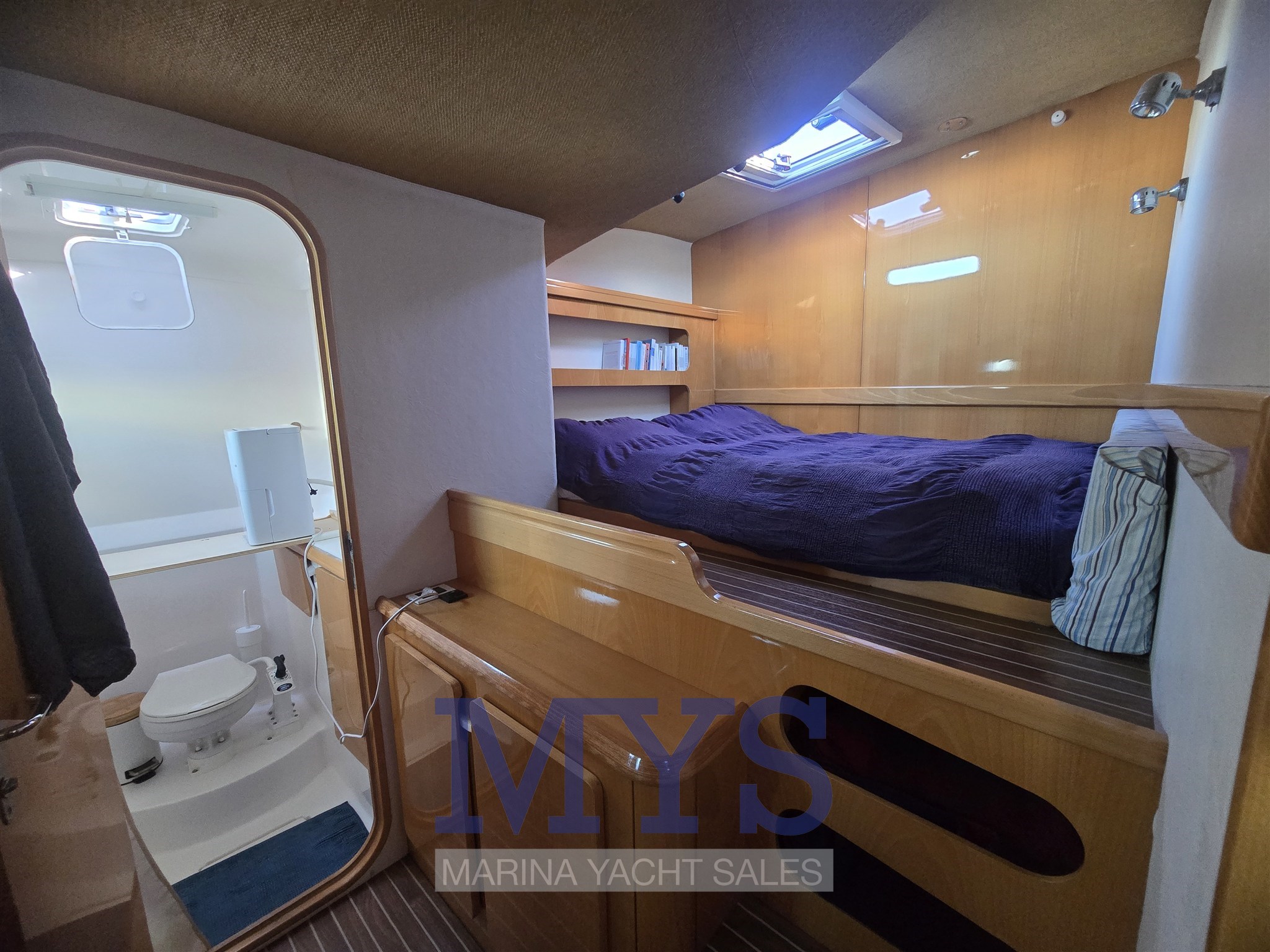 ALLIURA MARINE PRIVILEGE 465 (30)