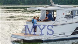 Marex 330 (10)
