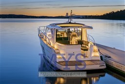 Marex 330 (2)