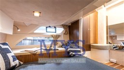 Marex 330 (16)